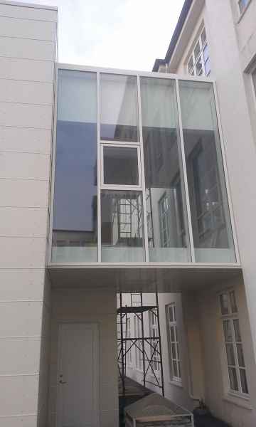 Lyftuhús við Landspítala Hringbraut 3