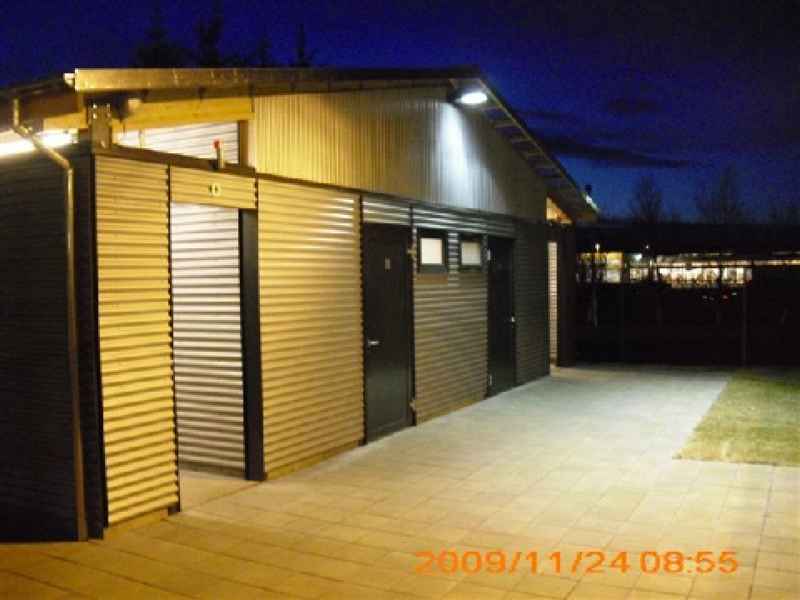 Útiklefar við Sundhöll Selfoss 3