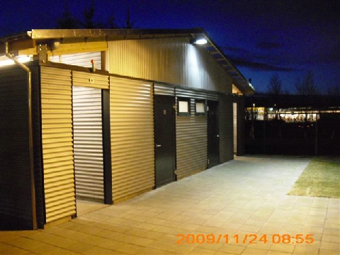 Útiklefar við Sundhöll Selfoss 4