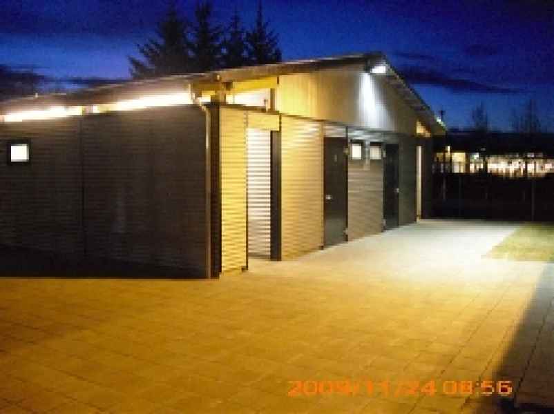 Útiklefar við Sundhöll Selfoss 5