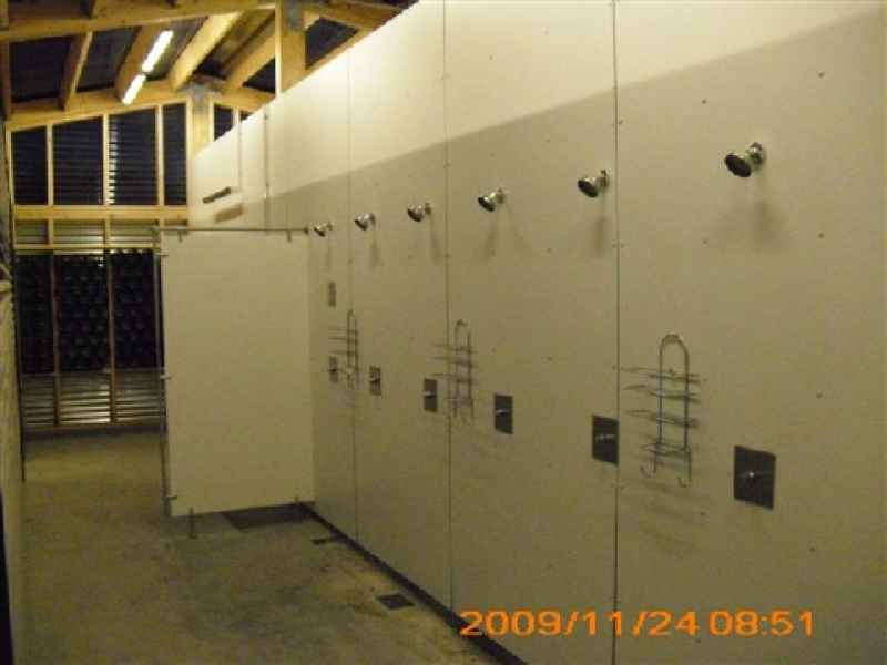 Útiklefar við Sundhöll Selfoss 6